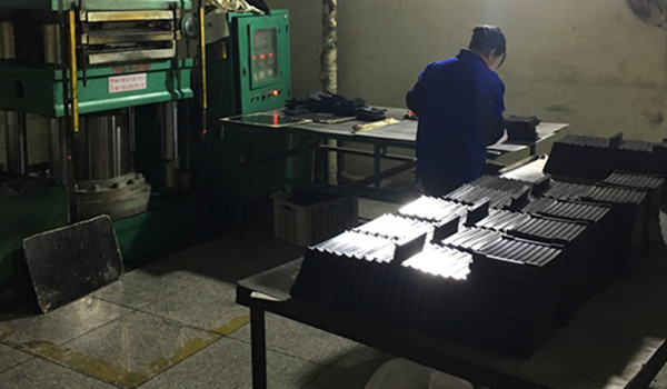 The characteristics of railway fasteners'rubber shock absorption rail pads The characteristics of railway fasteners'rubber shock absorption rail pads