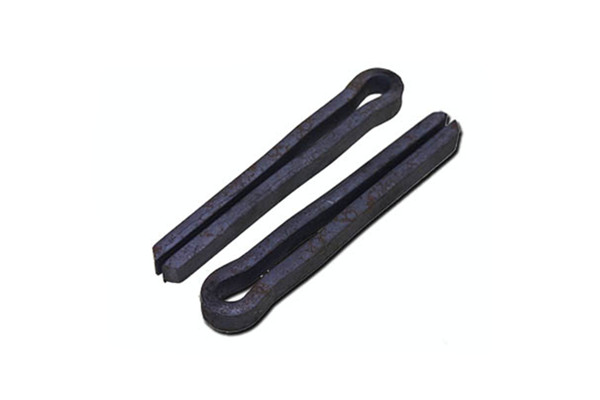Elastic Spikes in Railway